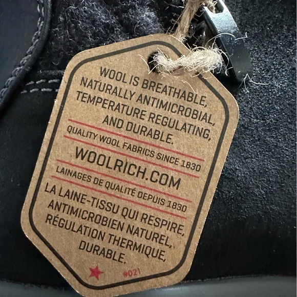 Woolrich black womans boots Size 7 1/2.  Never been worn.  🖤 - Picture 13 of 15